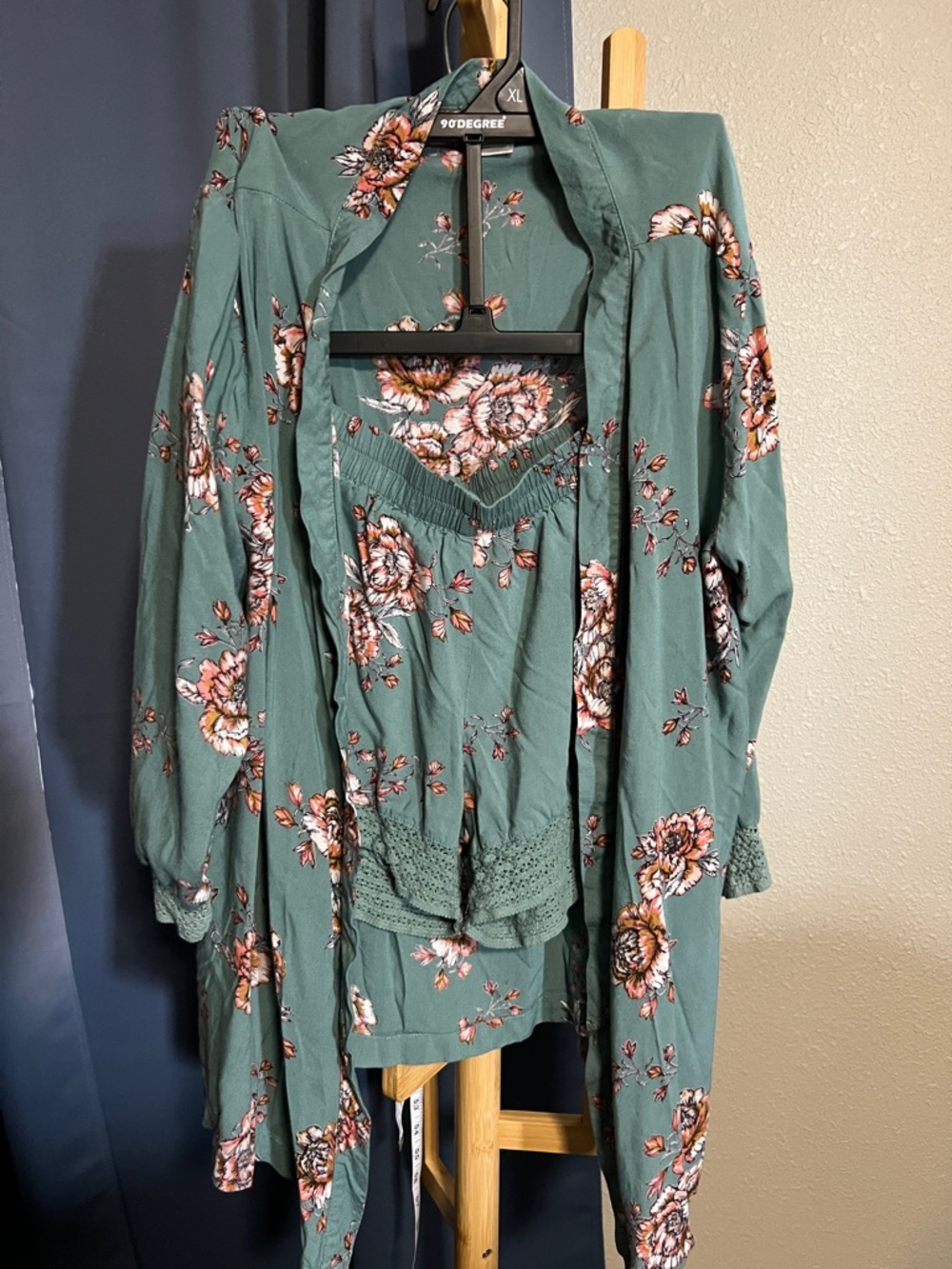 Japna Lounge Green Floral Two-Piece Set Large